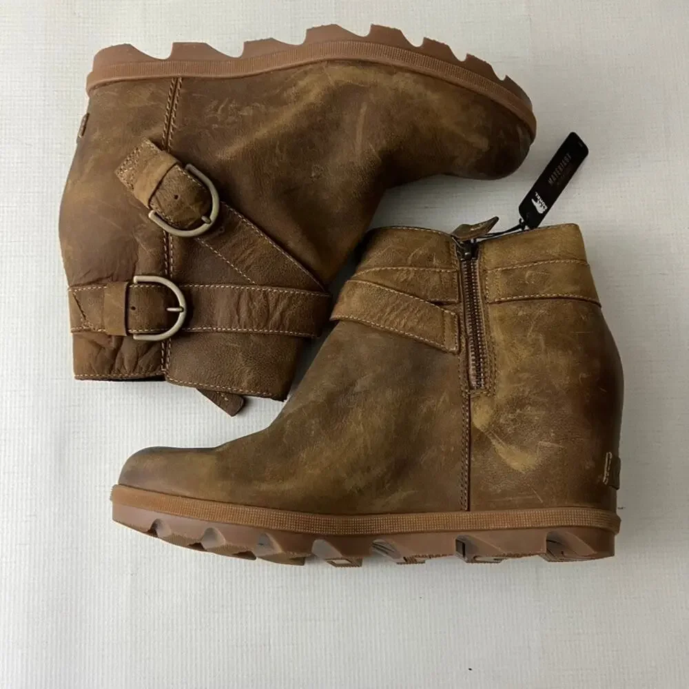 Sorel Women's Joan of‎ Arctic Wedge II Buckle Boots Women Size 11